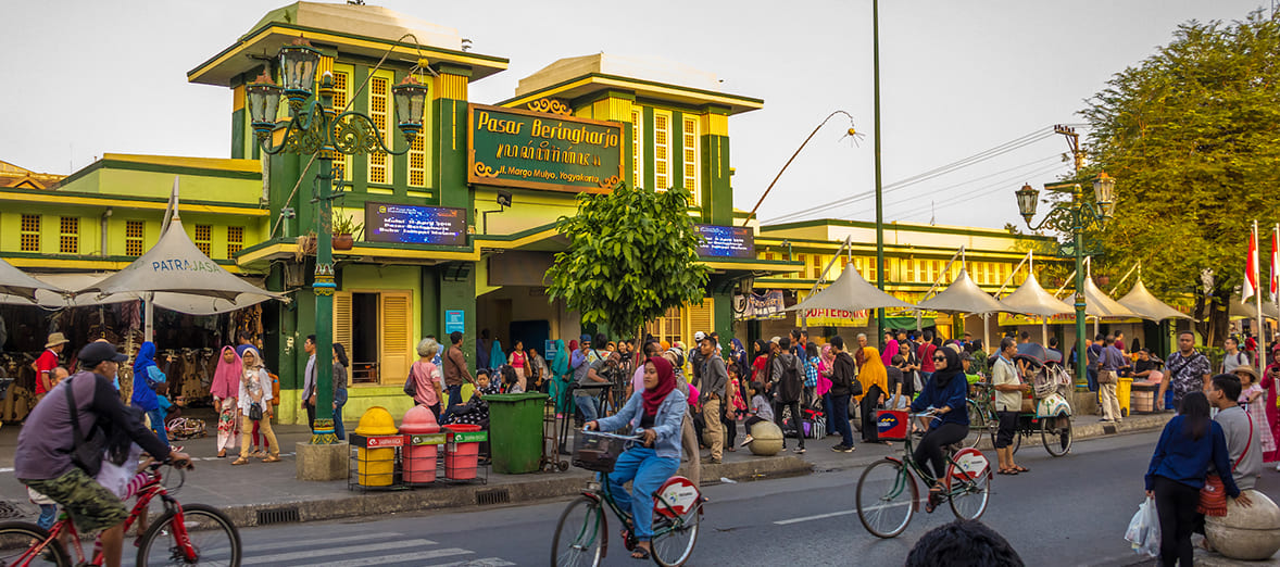 Shoppen in Yogyakarta: Batik en Kruiden op de Markt